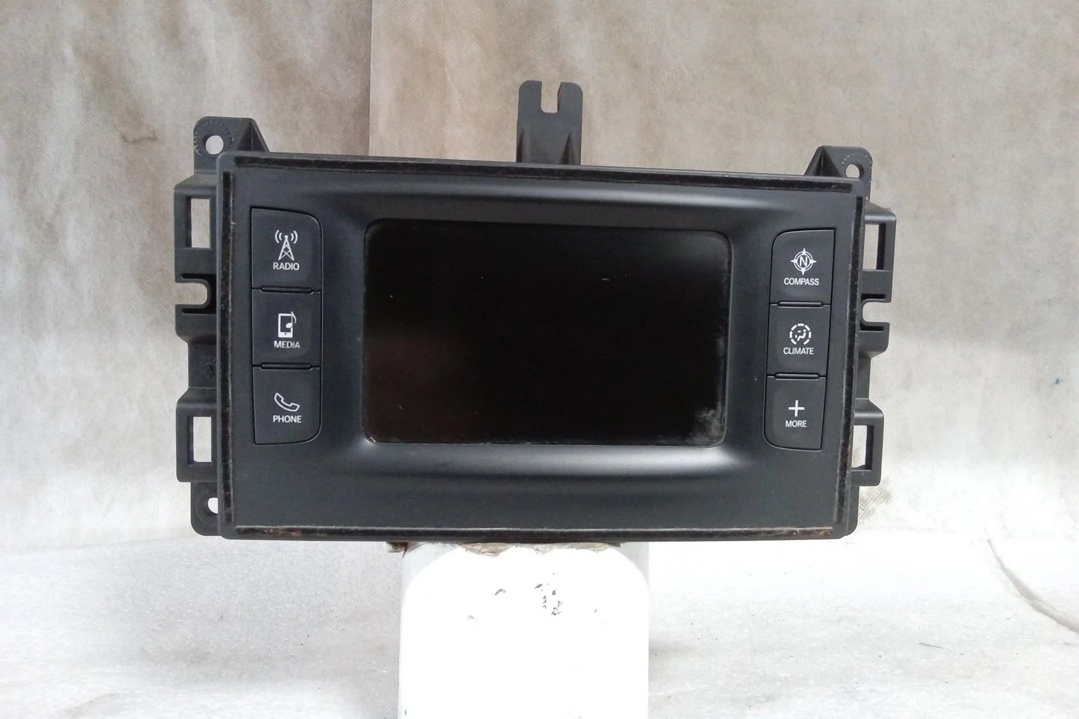Pre-Owned 2016 Jeep Grand Cherokee 5.0 Touch Screen Display and Receiver 68269528AD OEM LK (Good)