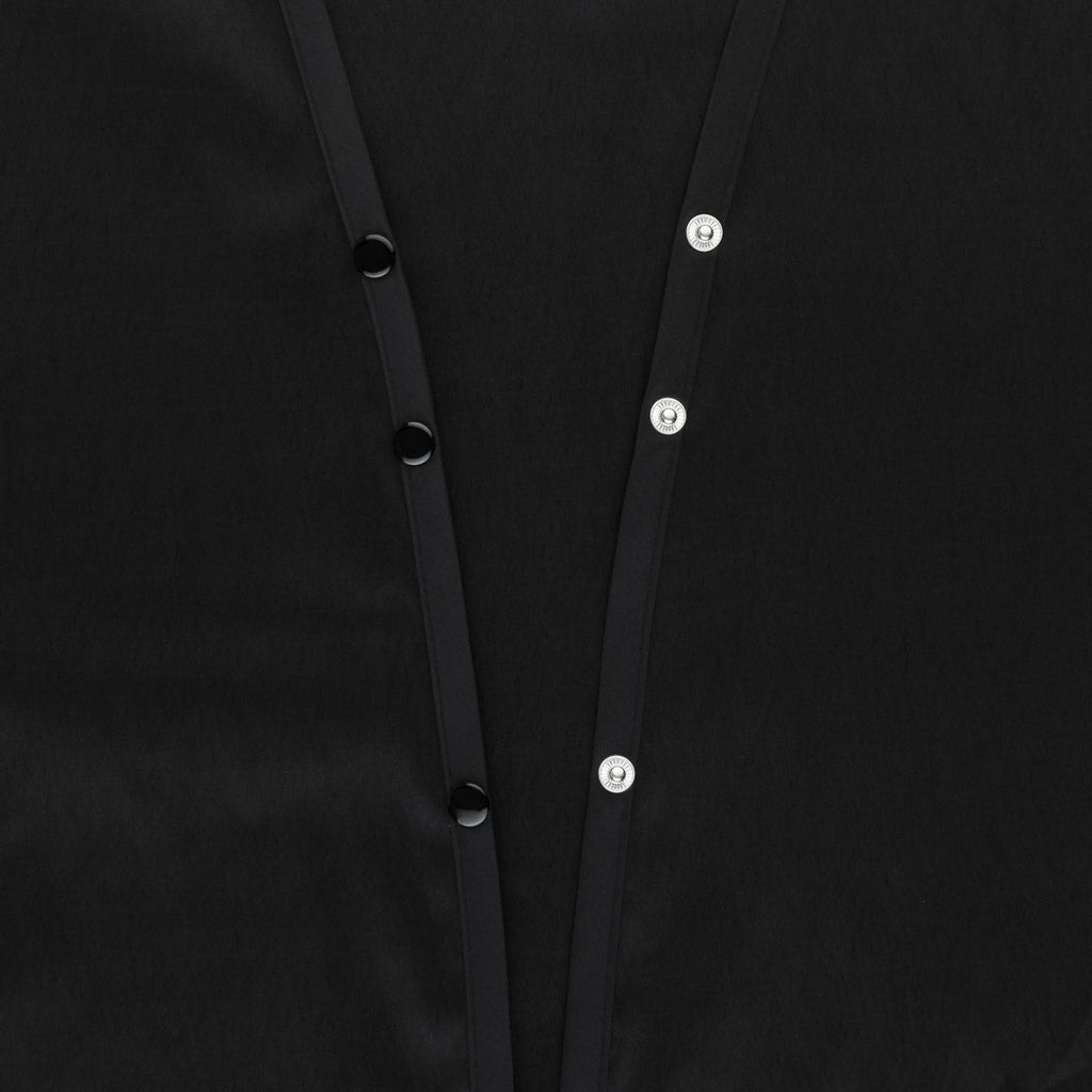 Salon Client Robe — Waterproof & Bleach-Proof
